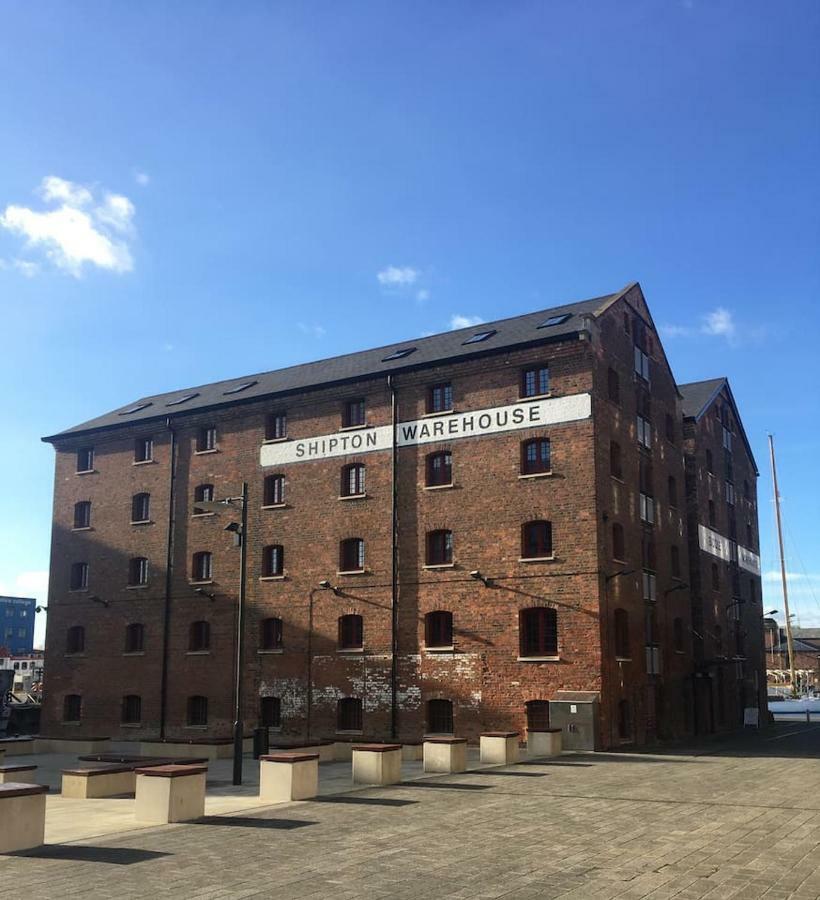 Victorian Penthouse Apartment Gloucester Exterior foto