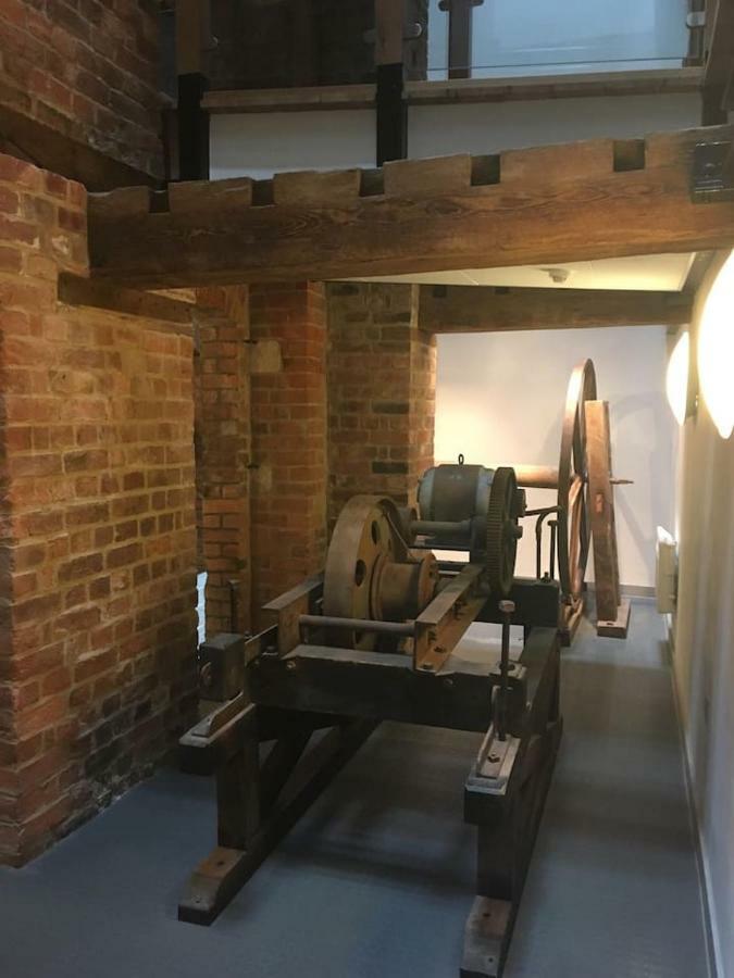 Victorian Penthouse Apartment Gloucester Exterior foto